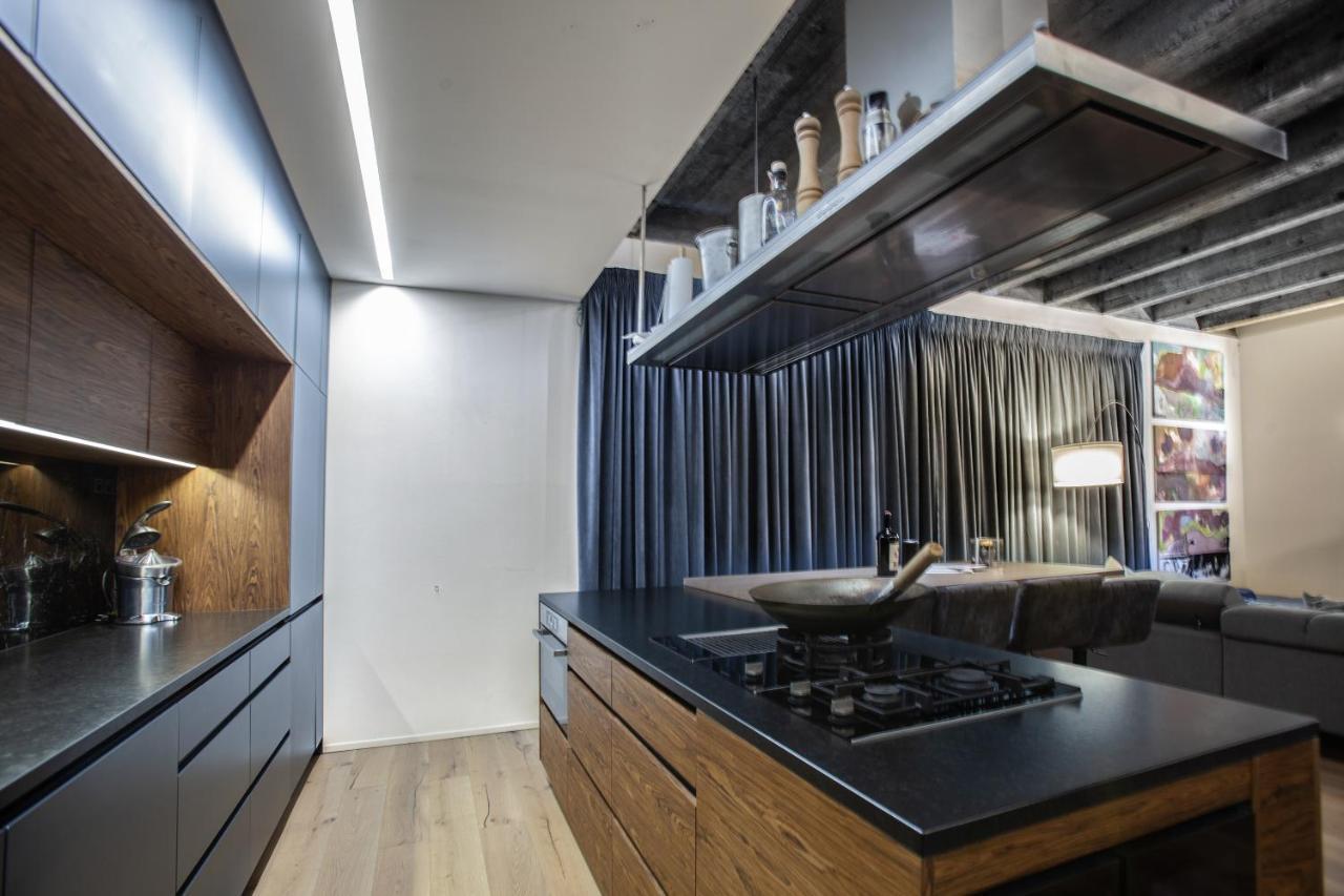 Contemporary Apartment With Fireplace & Terrace Banska Bystrica Ngoại thất bức ảnh